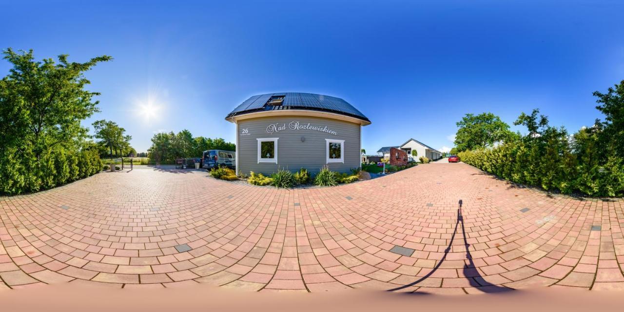 Domki Nad Rozlewiskiem Basen, Malpi Gaj W Swietlicy - Wszystko Dla Dzieci 萨比诺瓦 外观 照片